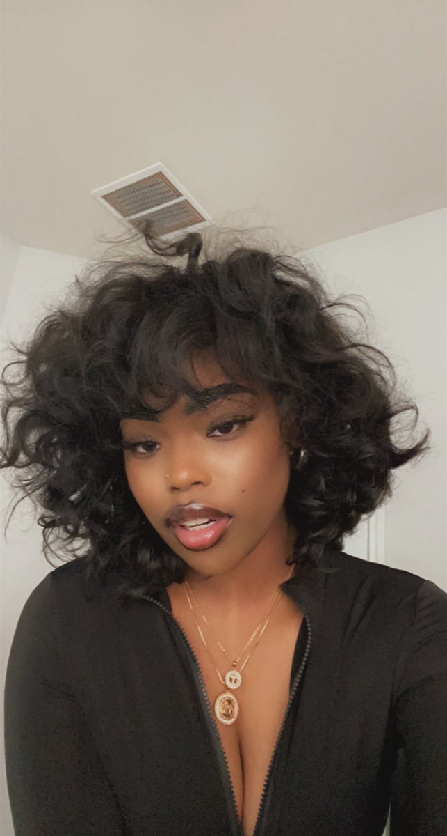 afroblv's tweet photo. it’s aries seasonnn https://t.co/NaCMGmNfr3