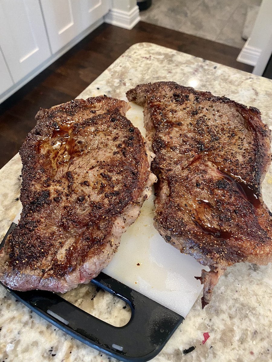 bstevens84's tweet photo. Nebraska is indisputably the #BeefState #meatonthemenu https://t.co/nFaDOFYRLD