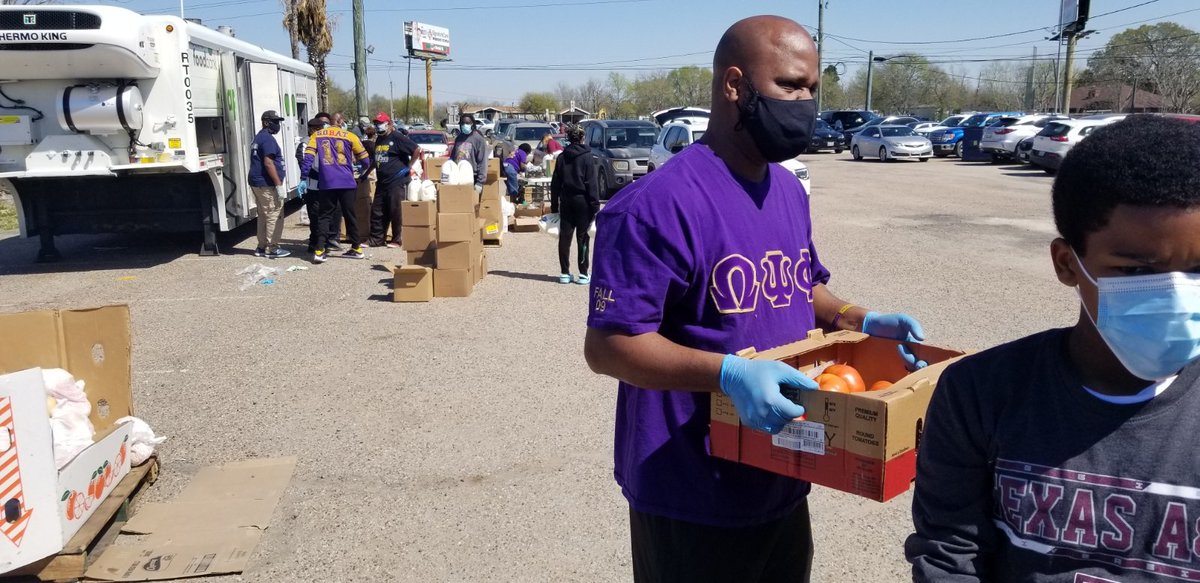 Arcola,Tx. - Brothers of the Rho Xi Chapter of Omega Psi Phi Fraternity Inc. served as helping hands and boots on the ground to distribute food to one thousand families in need at Arcola City Hall. #RhoXiQuesUplift