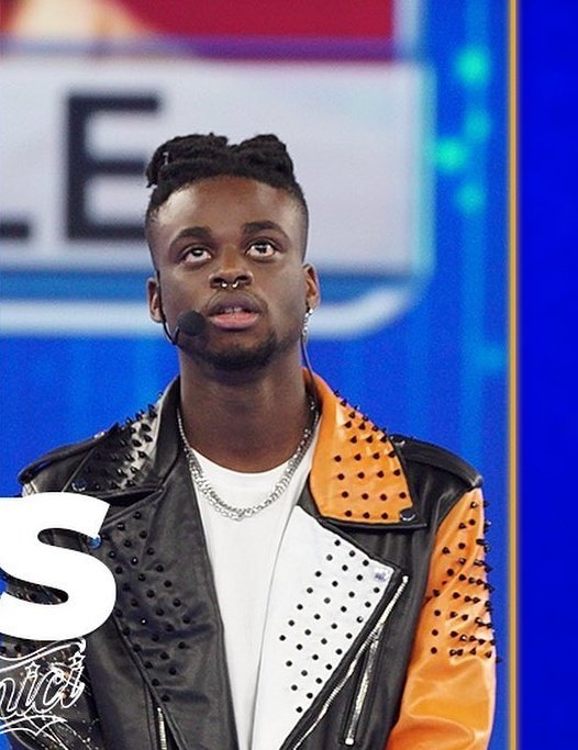 sognofragile's tweet photo. ecco a voi il circo amichetti
chi è                                  chi è 
uscito                               rimasto 
#Amici20 https://t.co/txrjpvg8Zr