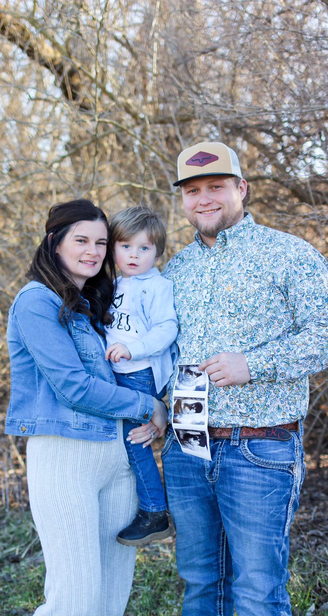 jwallcordes's tweet photo. October 2021 our family is growing again ❤️ https://t.co/o86zW7oted