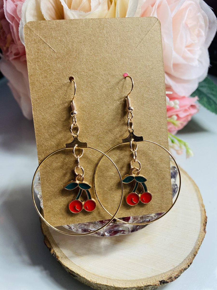 JourneytoSelfJS's tweet photo. Happy Spring✨🌷 and Aries Season ✨♈️

Treat yourself to something beautiful, you deserve it 😍

Link- https://t.co/V6Cx3uccsv https://t.co/EJZsRKyxkp