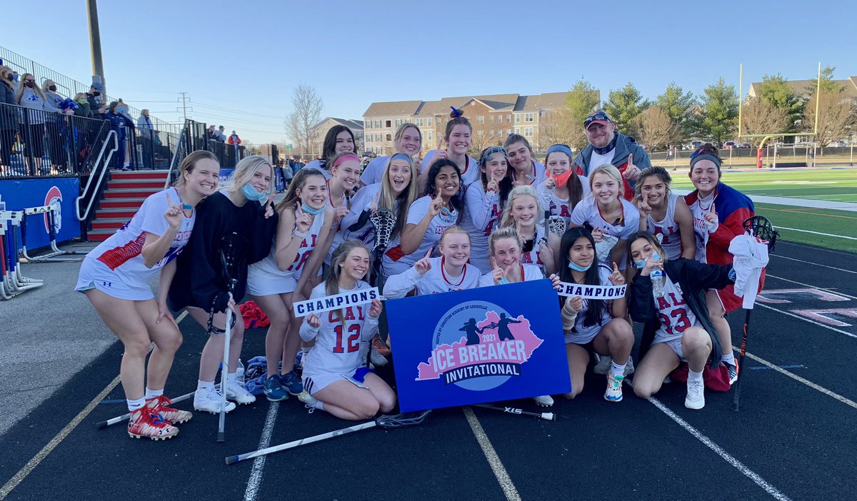 IcebreakerInvit's tweet image. CAL defeats Lexington Catholic 7-6 to win the Blue Division