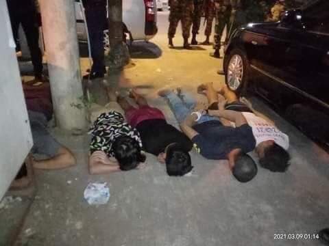 Terrorists broke in the housed forcefully in Lanmadaw 3rd street and they kidnapped every men from the houses with no single apparent reason.
30 men were Arrested Mercilessly last night. 
RELEASE THE ARRESTED
#Mar9Coup #MilkTeaAlliance 
#WhatsHappeningInMyanmar <a href="/UNinMyanmar/">United Nations in Myanmar</a>
