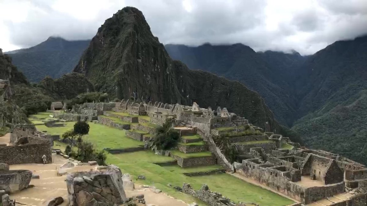 evelienh's tweet image. I’ve been there in person but even on a virtual tour Machu Picchu is just unreal.. what a magnificent tour with @virtualtrips_io #iwentinmypjs virtualtrips.io/tours/machupic…