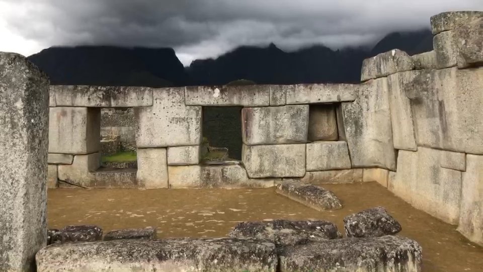 evelienh's tweet image. I’ve been there in person but even on a virtual tour Machu Picchu is just unreal.. what a magnificent tour with @virtualtrips_io #iwentinmypjs virtualtrips.io/tours/machupic…