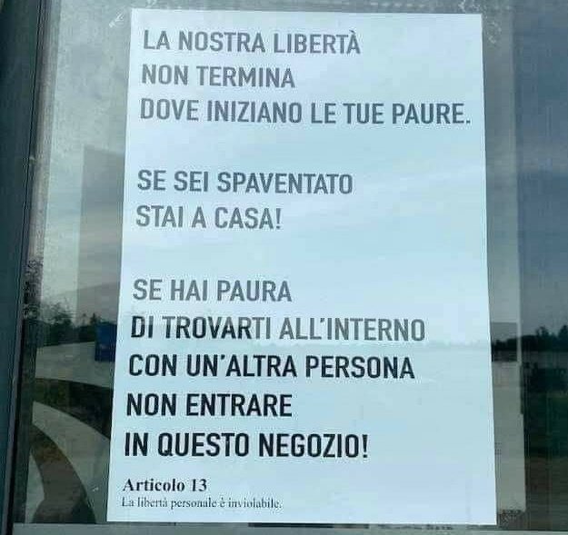 Un vero e proprio manifesto.
Basta leggere la Costituzione.