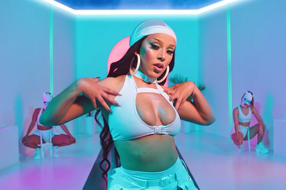 9,184. doja cat’s hot pink era is one for the books. 