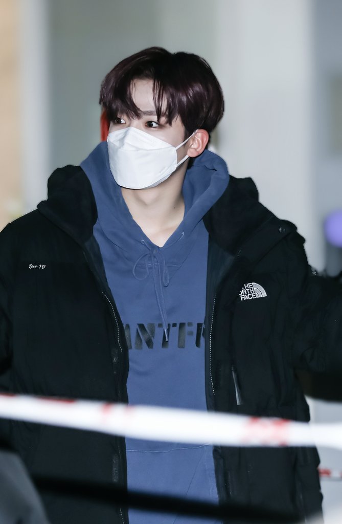 LoveYO0922's tweet photo. #210308 #김요한 https://t.co/ZaNerNNpc5