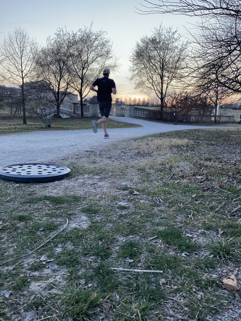 runningstl's tweet photo. I’ve made it to 800 consecutive days of #running at least 1 mile a day! #runstl #stl #stlouis #runningstl #runningstreak #cityparks #urbanparks #stlrunners https://t.co/zhfCkl5igo