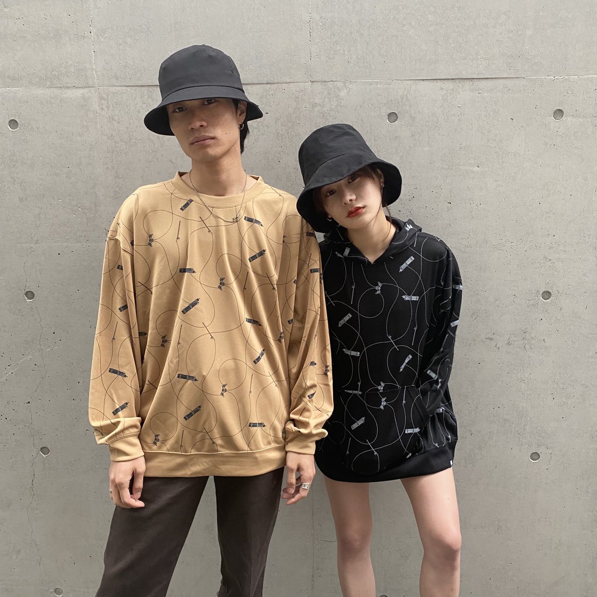 R4g Official 進撃の巨人 3d Maneuver Gear Hoodie 3d Maneuver Gear Tracksuit 立体機動装置や超硬質ブレードの総柄を施したアイテム 進撃の巨人アイテム一覧 T Co 5bjyjfgat7 T Co 9edj7ulurd