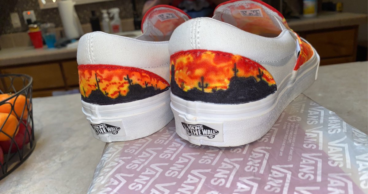 JeeterJTV's tweet photo. Can you guys blow this up to show my dad how good his art work is? I’ve been telling him he should start doing customs but he doesn’t think he’s good enough https://t.co/EaEbrD27m3
