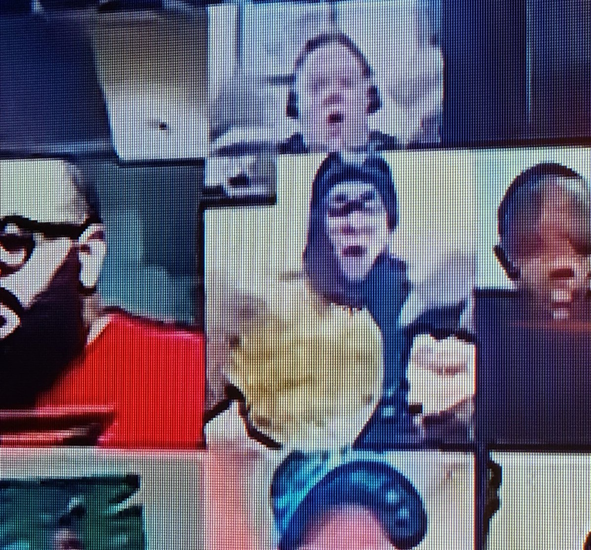 KellyMarieech95's tweet photo. Mum.. I made it🤣 #WWERaw #WWEThunderdome https://t.co/eoeDfAEg9X