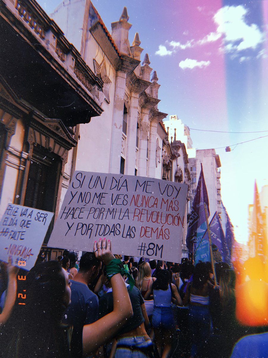 anitaboasso's tweet photo. #8m 💜✊ https://t.co/9Y3DJOJWui