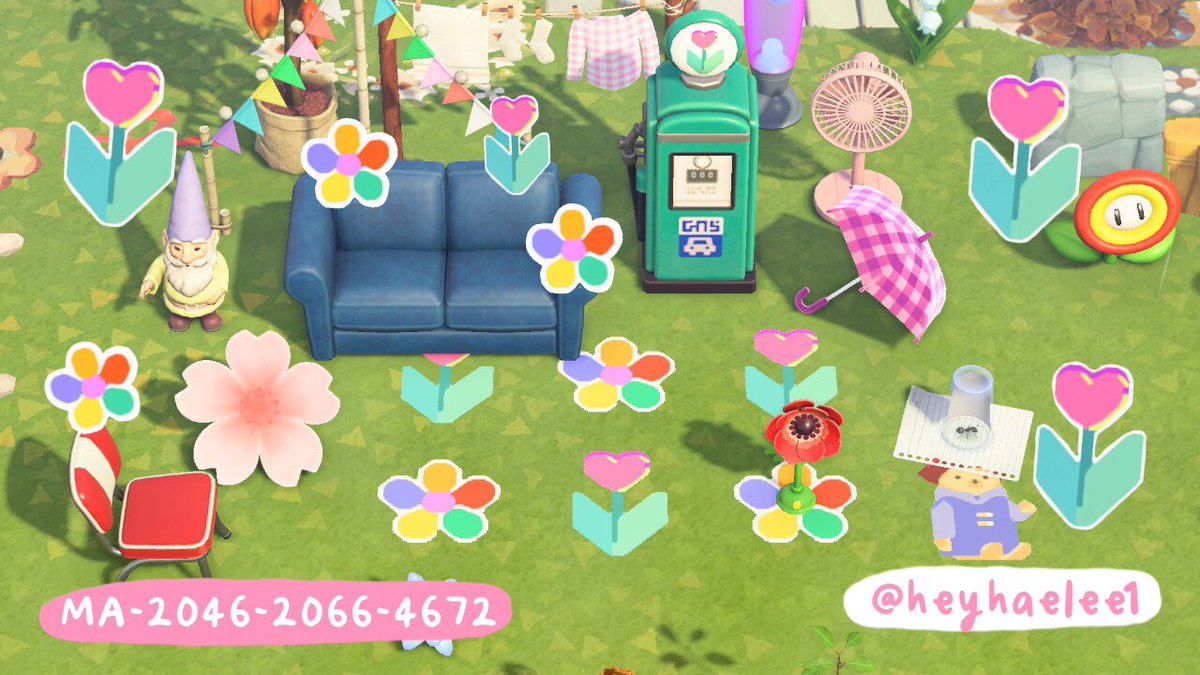 hey_haelee's tweet image. I’ve just been hoarding these two codes for a minute 🌷🌸 #acnh #AnimalCrossingNewHorizons #acnhcode #ACNHDesigns #flower I’llshow you both winter and spring cuz my island is still in winter rn and I love how it pops 😊✨