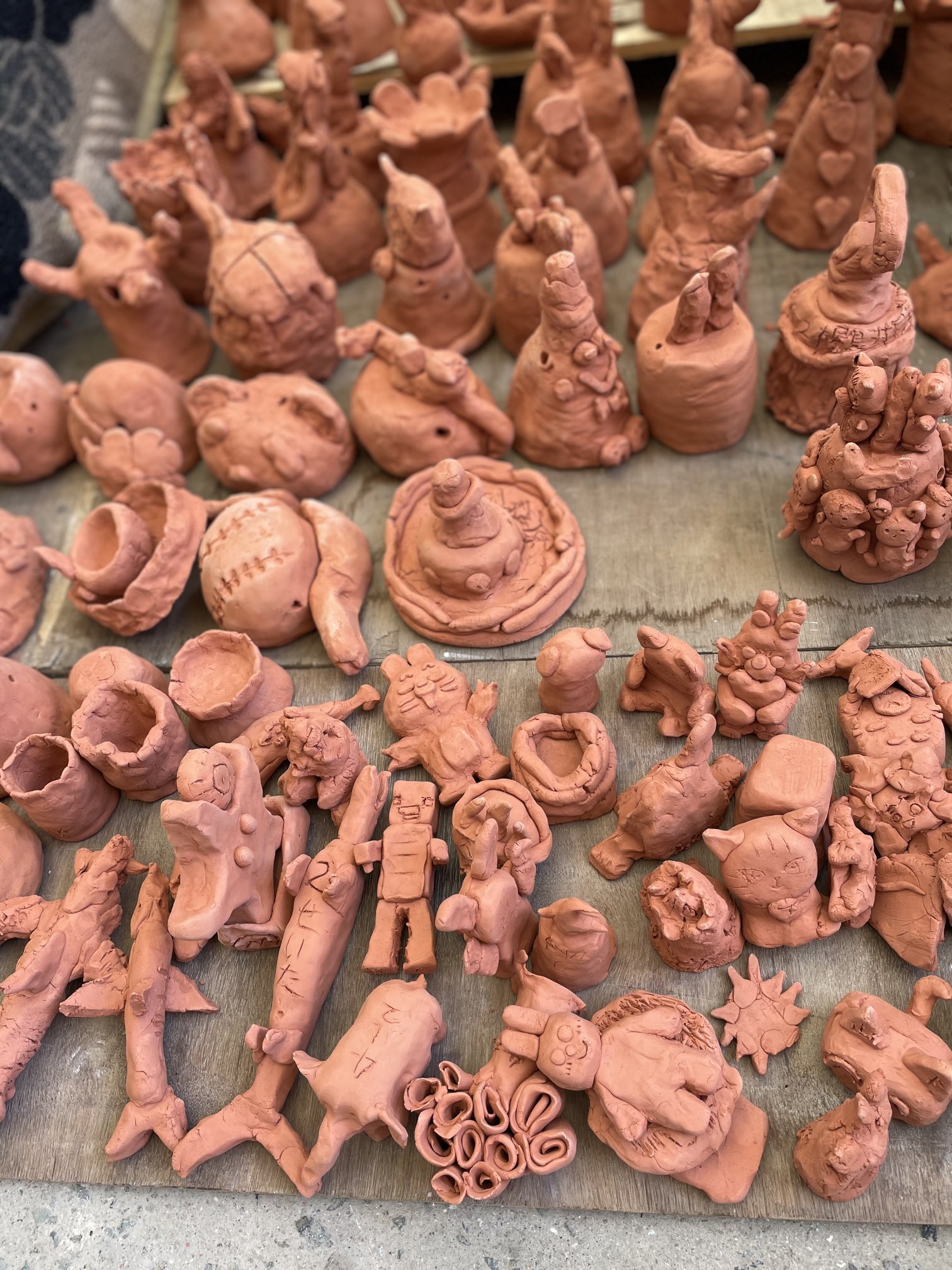 Twitter 上的 姫路丸二陶材 小学生の作品 素焼き 素朴で良いです テラコッタ粘土 T Co 7c3ocugsb2 Twitter