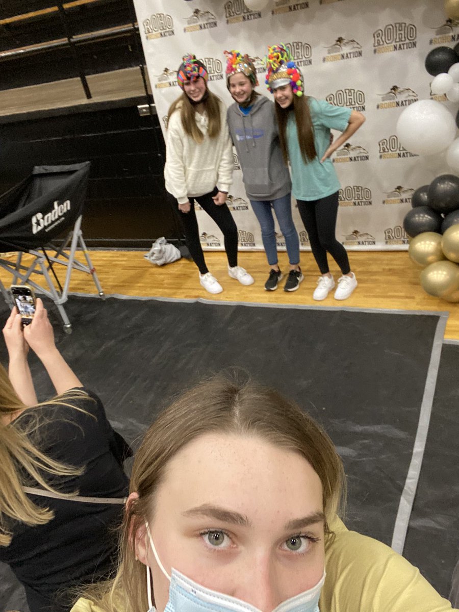 ROHOVolleyball's tweet photo. Raider Rush 2021 #welcomefreshman #raiderrush @SadiePortmann @lexiccarter https://t.co/z8WlwKaRJS