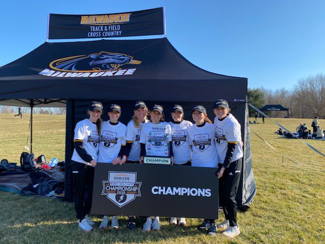 MKEPanthers's tweet image. Stronger together 💛

#InternationalWomensDay