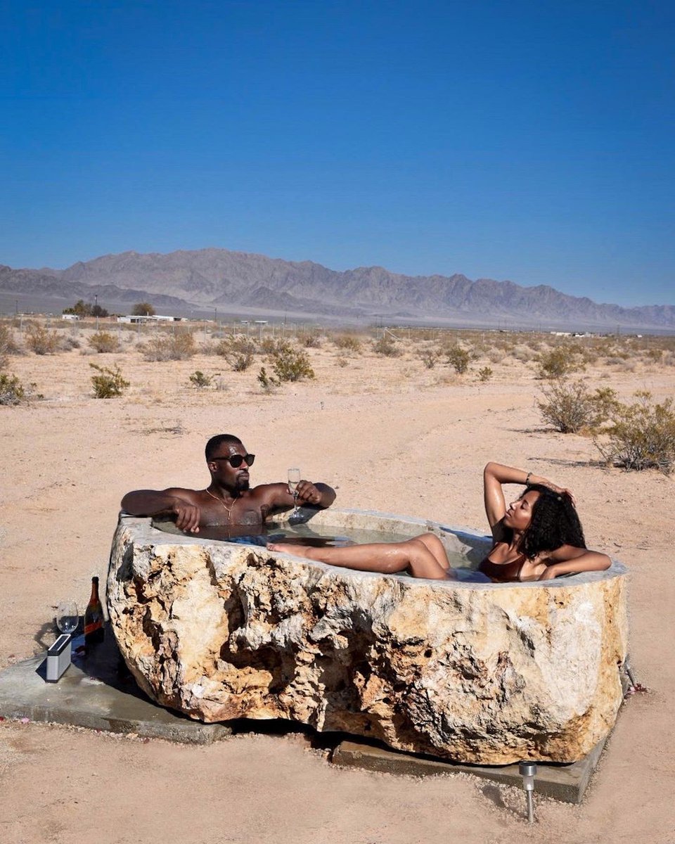 BlackTravelGo's tweet photo. We don't know what's hotter, the tub or the people in it?! 🔥

📸 Featured ‣ @cedtripping @chanelauren 
🌿Location ‣ @wondervalleyhotsprings Joshua Tree Desert, California, USA 🇺🇸 

— Tap the 🔗 https://t.co/b7p7ACRTid to visit us online!

📍#Blacktravelgo @blacktravelgo https://t.co/LlkvlDr4ae