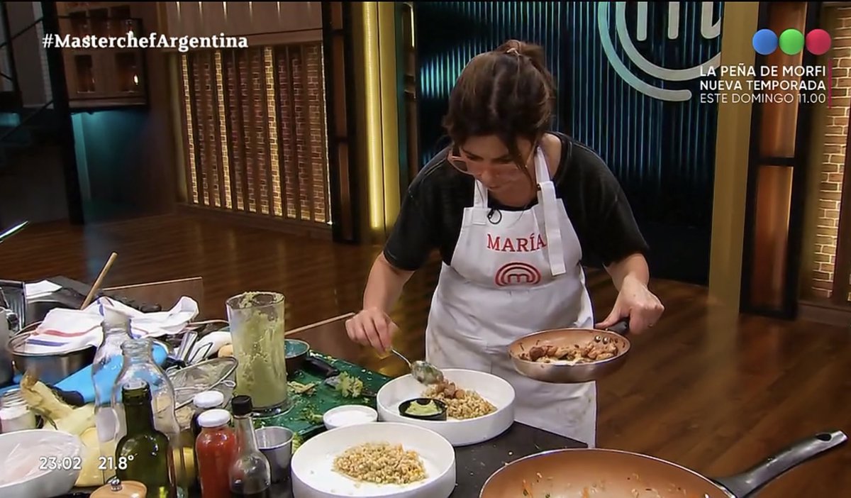 MoskitaMuertaOk's tweet photo. RATING | 📊📈
#MasterChefArgentina 16,0
#TeDoyLaVida 5,6
#Intratables 1,6
#TodoPuedePasar 0,9
#Escobar 0,7
#ElDonante 0,3 https://t.co/mblWlAKPb6
