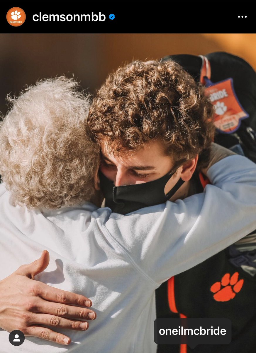 ☁️ Laura McBride ☁️ tweet media