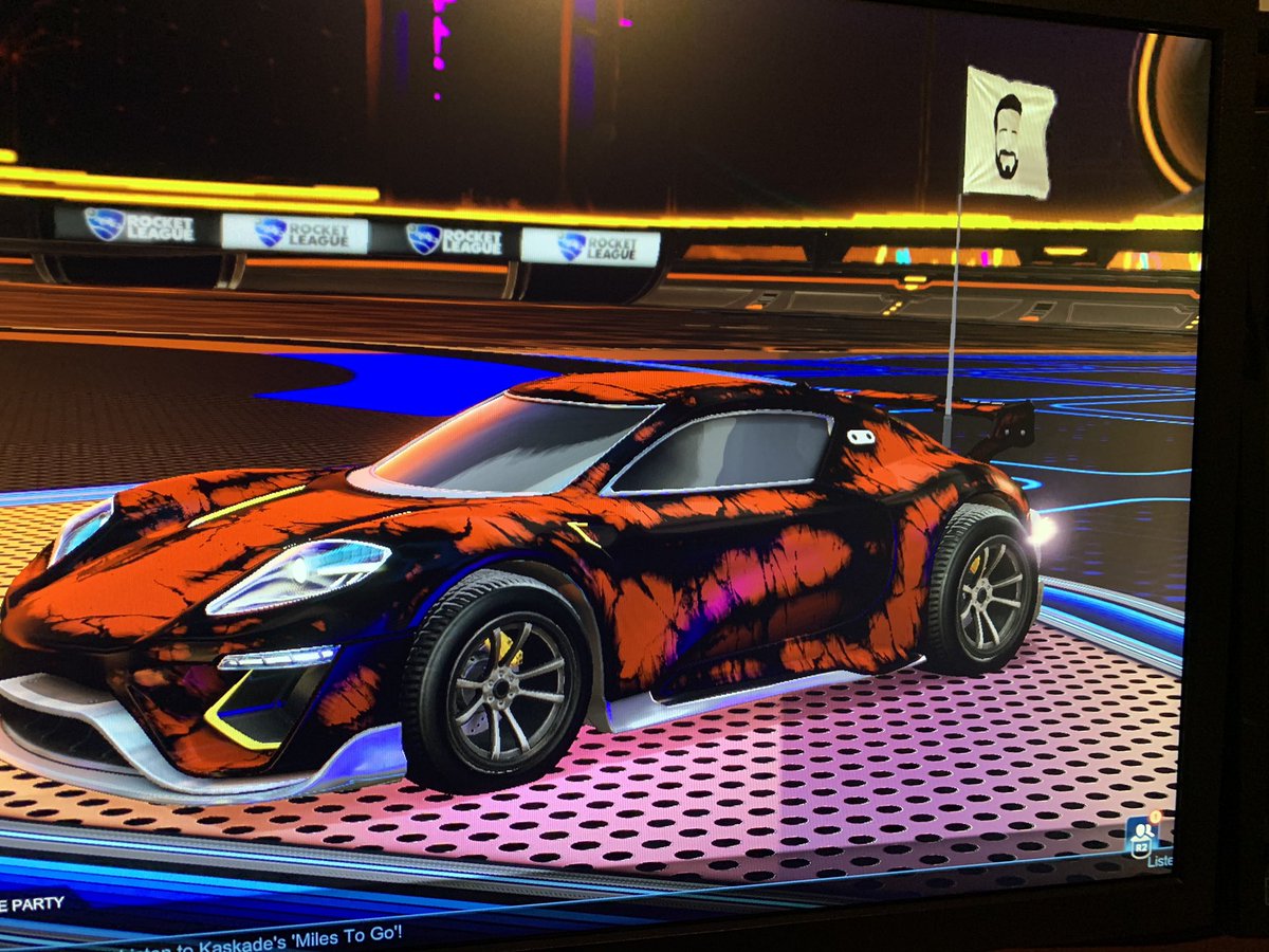 ColtonHelsel7's tweet photo. @Jonsandman I haven’t played Rocket League in over a year. Pumped to still rep that flag for the #sandmanarmy though! #RocketLeague #Isuck https://t.co/BKPeXKnQqk