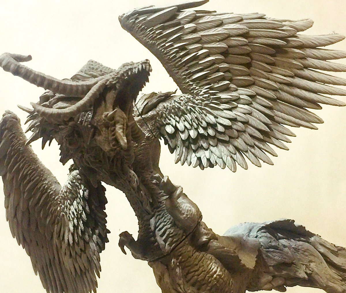 SUSUKI_Garage's tweet photo. オリジナルクリーチャー
「コールサックの大怪鳥」

10㎝で出力しました。本番はもう一回り大きめに出します。 https://t.co/U4j5uIasKi