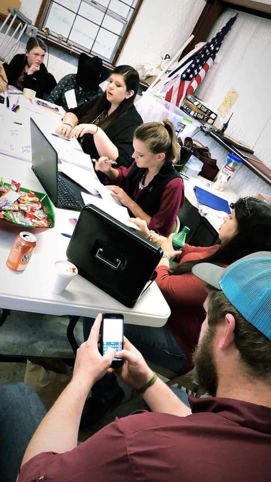 NavaRioRanch's tweet photo. Today is #internationalwomensday2021 and we would be remiss to not take a moment to acknowledge all the AMAZING women behind the scenes of NavaRio. 👯‍♀️

We are female owned and *almost* 100% female operated (we have 1 very infamous Drag Man on our staff 😉). https://t.co/syoIllJK8y