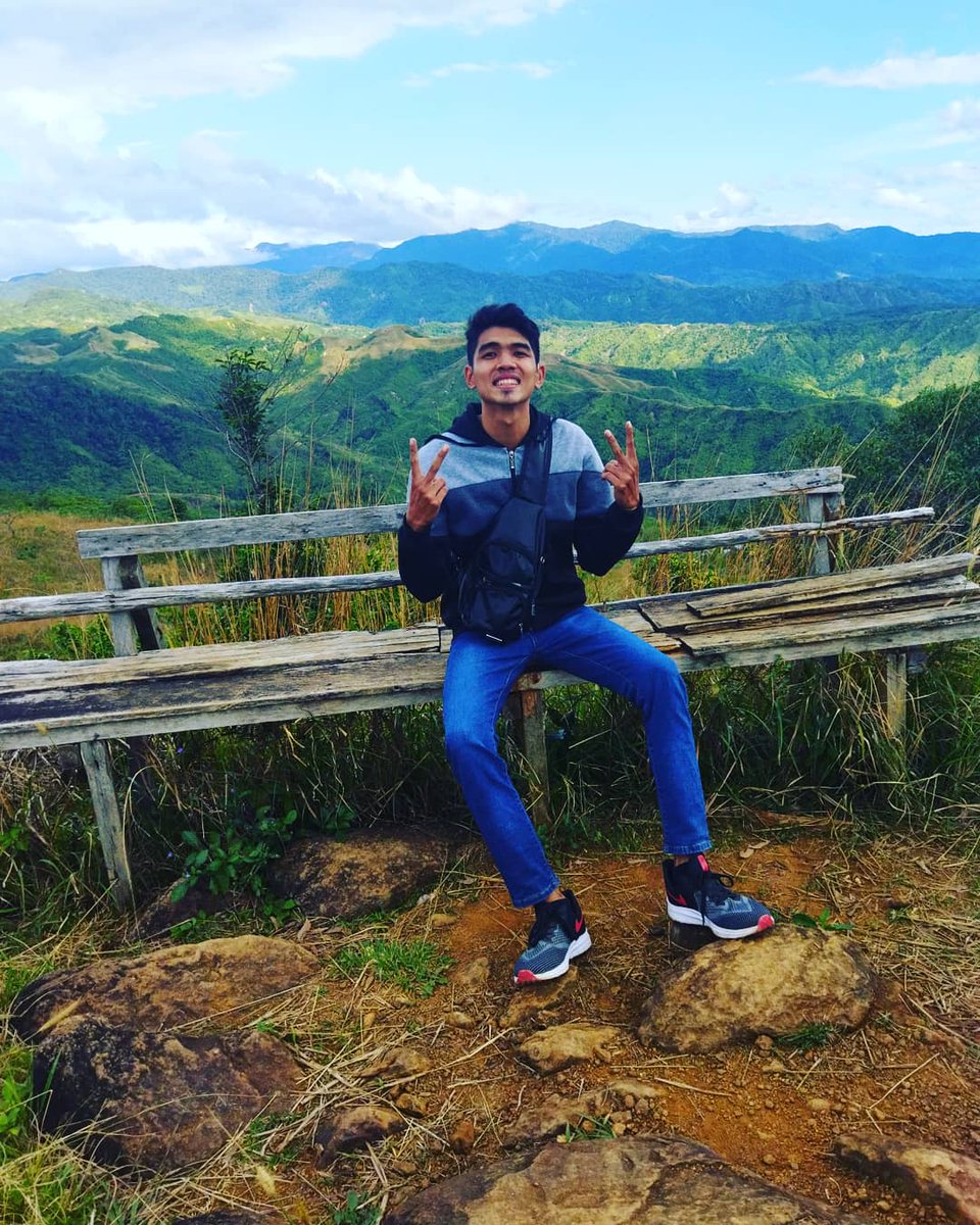 KennethCastro08's tweet photo. Mt.Balagbag https://t.co/hdK140NrYM