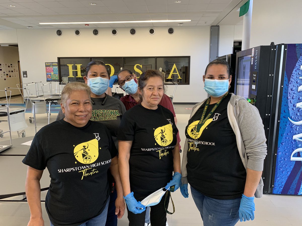 SharpstownHighTheatre (@shs_theatre) on Twitter photo We want to give a huge shoutout and thank you to our awesome custodial staff for all their hard work during our district contest! ¡Muchisimas gracias! Plus they look great wearing our theatre swag! ❤️ #sharpstowntheatre #sharpstown #troupe6511 #antigone #oap2021 <a href="/iamsharpstown/">Sharpstown Apollos</a> We want to give a huge shoutout and thank you to our awesome custodial staff for all their hard work during our district contest! ¡Muchisimas gracias! Plus they look great wearing our theatre swag! ❤️ #sharpstowntheatre #sharpstown #troupe6511 #antigone #oap2021 <a href="/iamsharpstown/">Sharpstown Apollos</a>