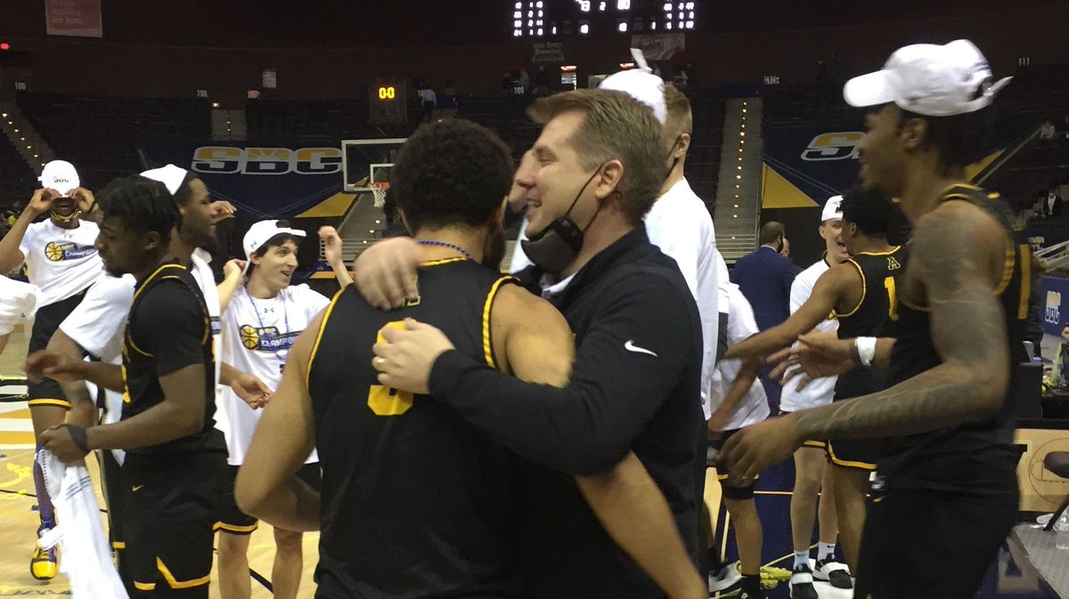 The celebration continues! 
<a href="/AppStateMBB/">App State Basketball</a> #TakeTheStairs #SunBeltMBB