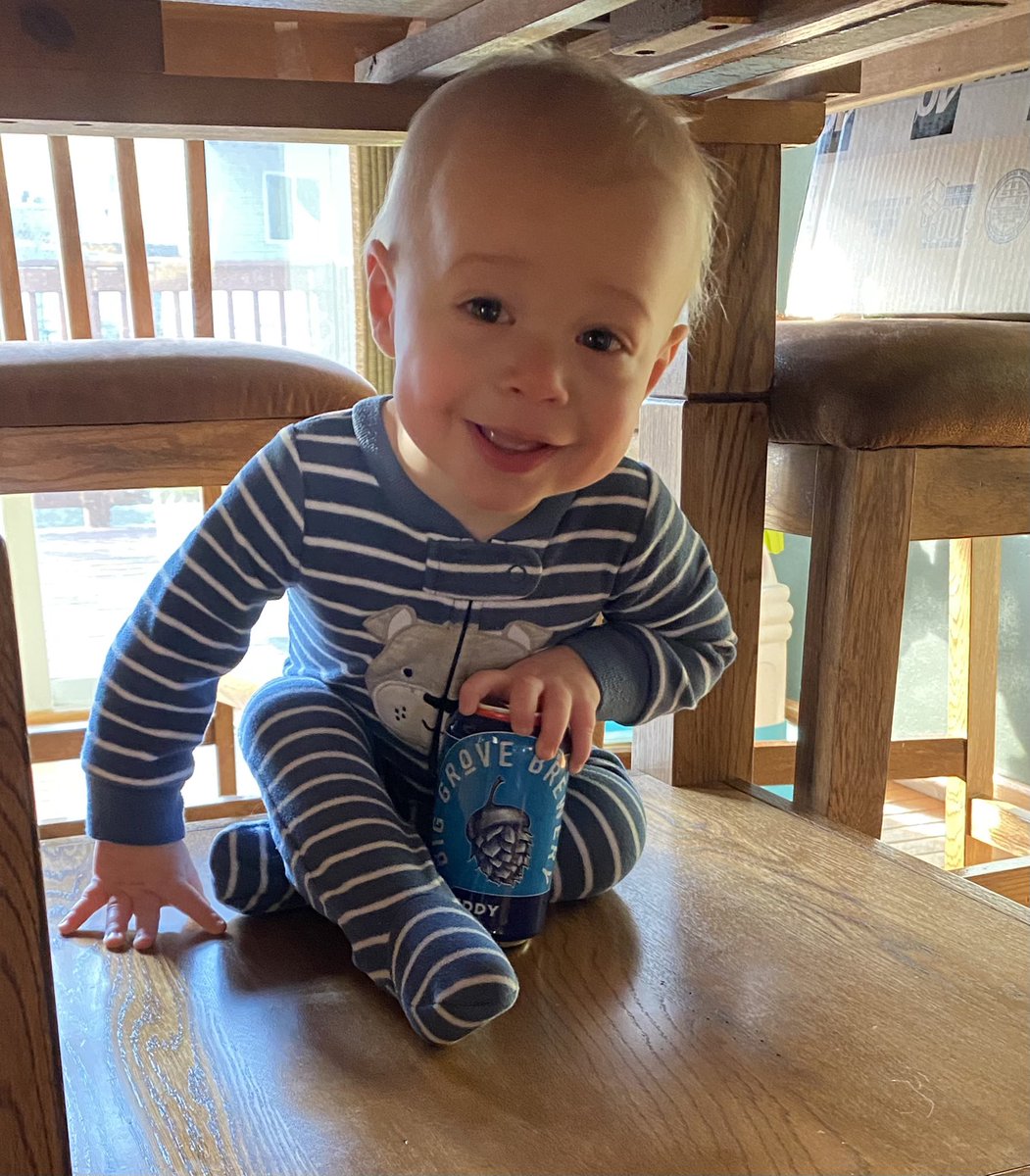 JRGreve's tweet photo. I don’t promote underage drinking, but he does seem attached to this #easyeddy can @BigGroveBrewery @K_Umble @BigGroveChad @realshaneyboy https://t.co/sgnMK0sWBv