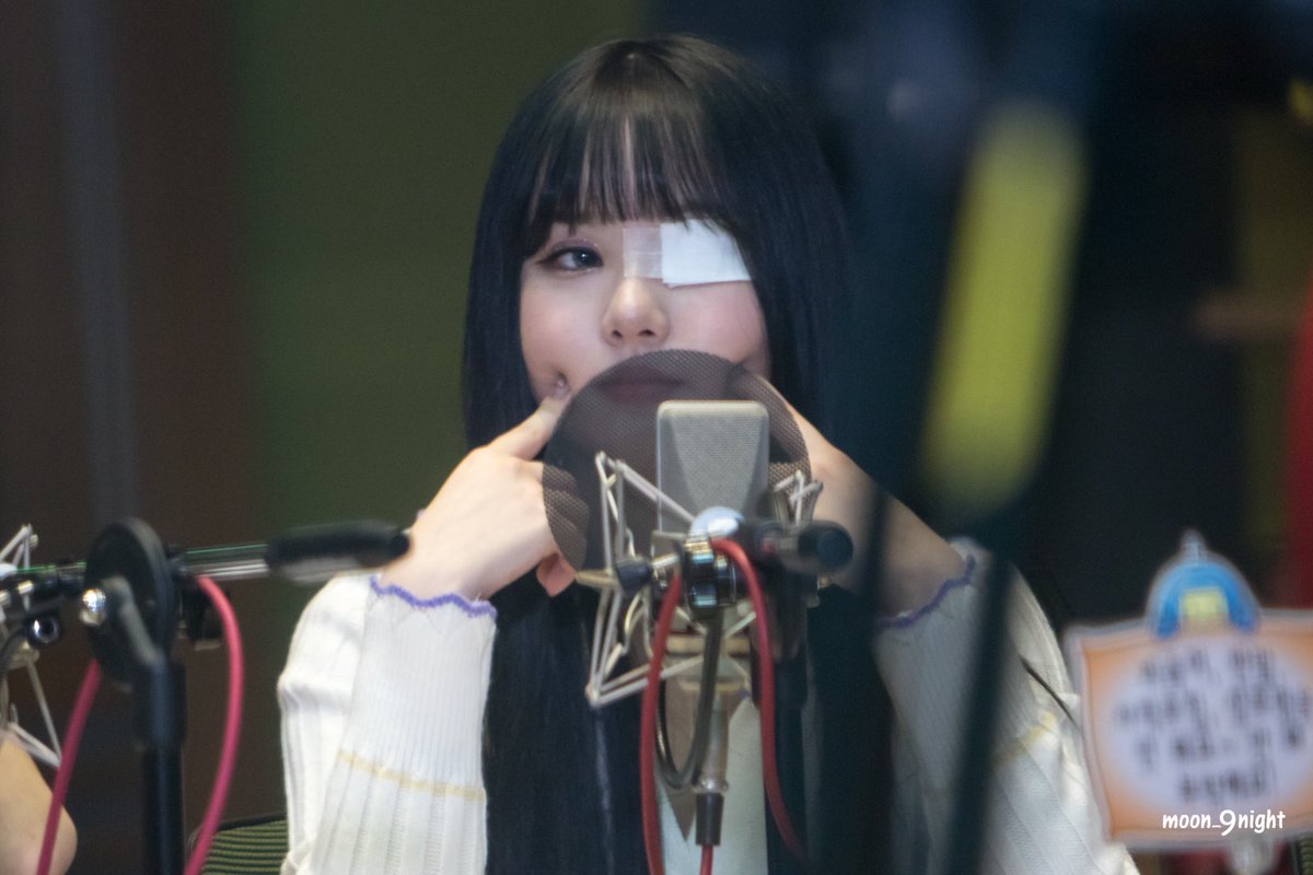 eunhasgallery's tweet photo. i love her with all my heart 🤍

#GFRIEND #여자친구
#EUNHA #은하 #정은비 https://t.co/3iMRmxzxkY