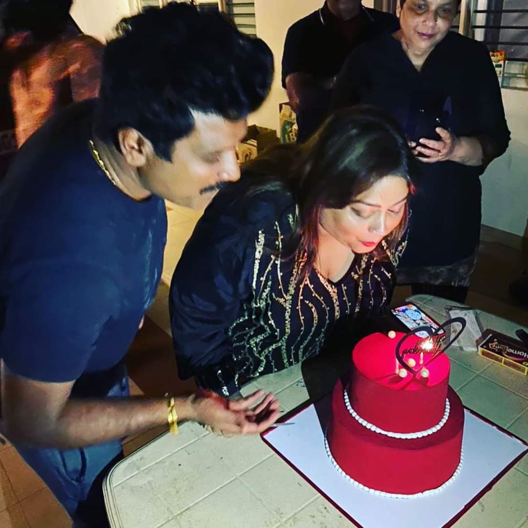 Wishing a Very Happy Wedding Anniversary to our lovely couple ❤️❤️ #RakshithaPrem ❤️ #Prems  Loads of love to both of you ❤️❤️
<a href="/RakshithaPrem/">Rakshitha Prem</a> <a href="/directorprems/">PREM❣️S</a> 
#HappyAnniversary