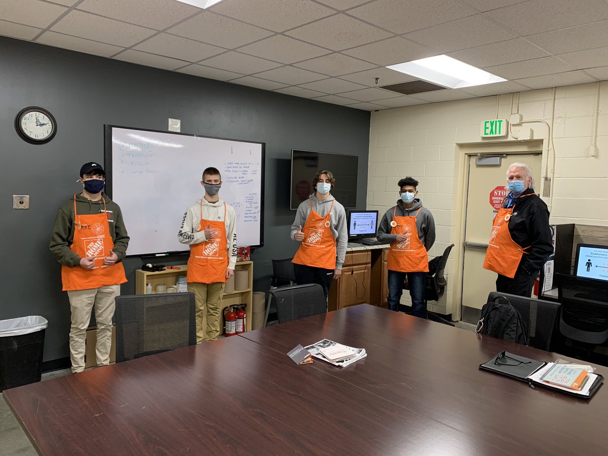 Salem, NH Home Depot tweet media