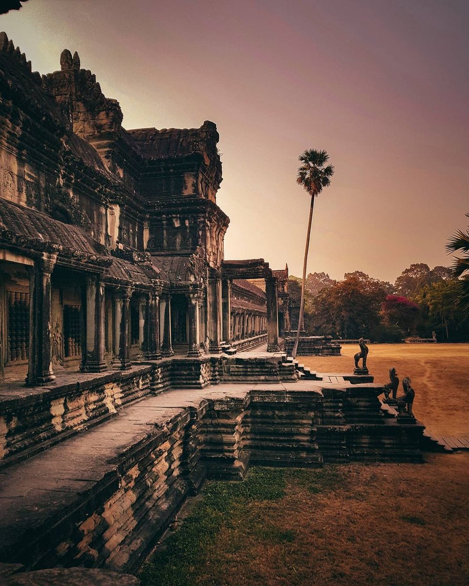 Angkor Wat is what brings most people to Cambodia, but which other experiences did you love the most while visiting Cambodia? 😍✨
.
📸 Photo by @_paulgrant_ (IG)
🌏 siemreap.net/visit/angkor/t…