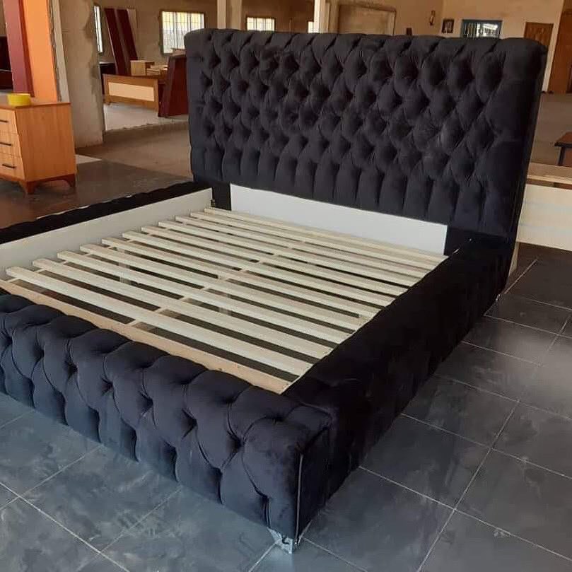 di_climited's tweet photo. Thinking of a great caption for this but nothing comes to mind. It speaks for itself.
#aurumeg #woodwork #carpentry #bed #bedroomdecor #ghana🇬🇭 #accraghana🇬🇭 #liverichyoucanafford #lruca #furniture #upholstery https://t.co/hnetMDpvBe