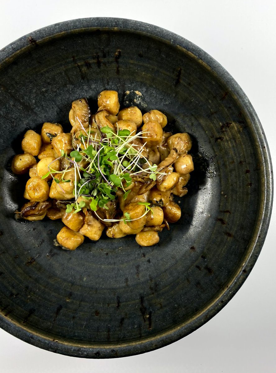 You have to taste this homemade gnocchi from Eyvind in downtown Spokane. It’s incredible &amp; it’s available as a meal kit on our website so you can learn to make it yourself! Visit our website through the link in our bio to check it out! 

#spokane #spokanewa #sharefarm