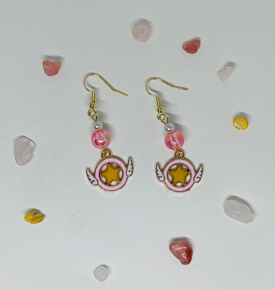 AGildedThorn's tweet photo. Some new earrings in my Etsy! Finally getting my mojo back after a wild few months.🎉💞
https://t.co/WMWgOR2otS https://t.co/rztqOyiAPs