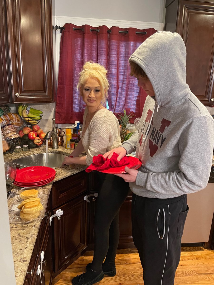 d_ashalina's tweet photo. #HappyInternationalWomensDay2021 Being a #mother having this #beauty of a mom, being a #Smart #intelligent #strongwomen is my/our #superpower #love u #Amazing women. #GodBless ❤️🙏🥰 https://t.co/yhxHRRPuLY