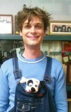 IM SCREAMING HAPPY BIRTHDAY TO MATTHEW GRAY GUBLER!!! LOVE HIMS LOTS HES HELPED ME THROUGH ALOT! 