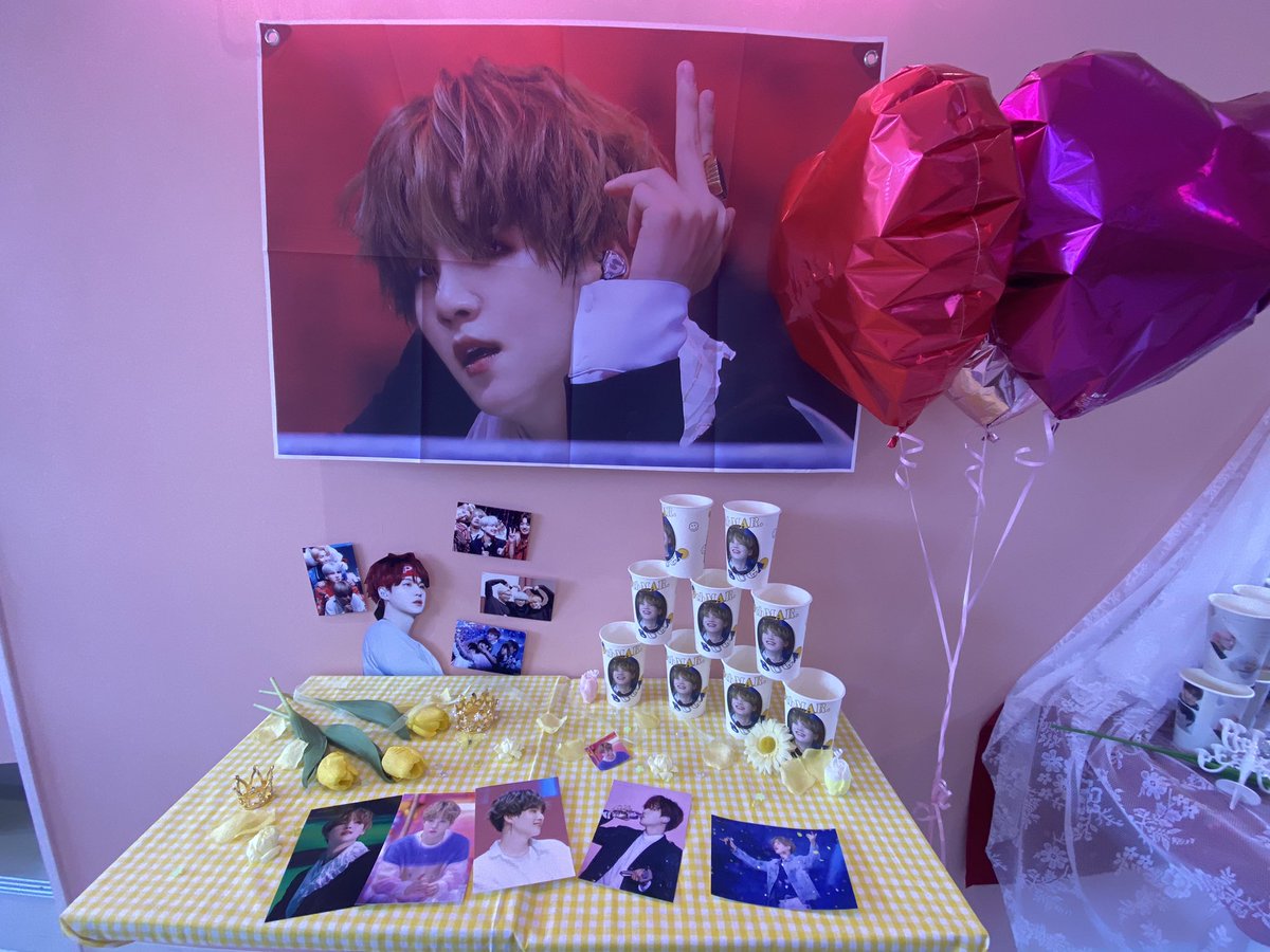 #SUGA
<a href="/fistbump_suga/">fistbump</a> 님
<a href="/fistbump_jp/">FISTBUMP_JP</a> 様
<a href="/yolumlovesyou/">여름♡cafe yolum</a> 
お店の方オススメのバタフライピーをチョイスしてみました💜紫色で味もさっぱりおいしかったです。
店内のユンギを見ながら、幸せなら気分になりました〜☺️