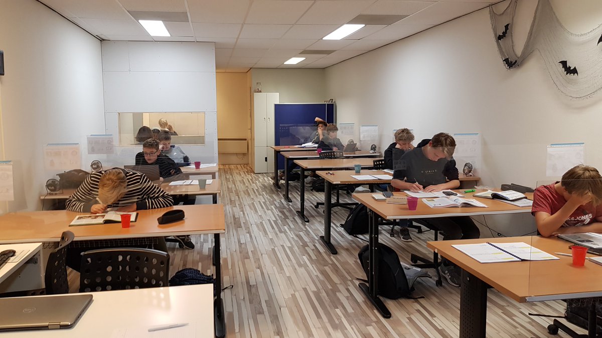 VIP_begeleiding's tweet photo. Vanaf 1 maart weer fysiek onderwijs. Dus ook fysiek huiswerkbegeleiding, bijles en CITO-trainingen. Vanaf maandag 1 maart geven wij naast de online begeleiding ook weer studiebegeleiding op locatie.

Doel: leerlingen succesvol, gemotiveerd en met plezier naar school laten gaan! https://t.co/7zXeQeBwGS