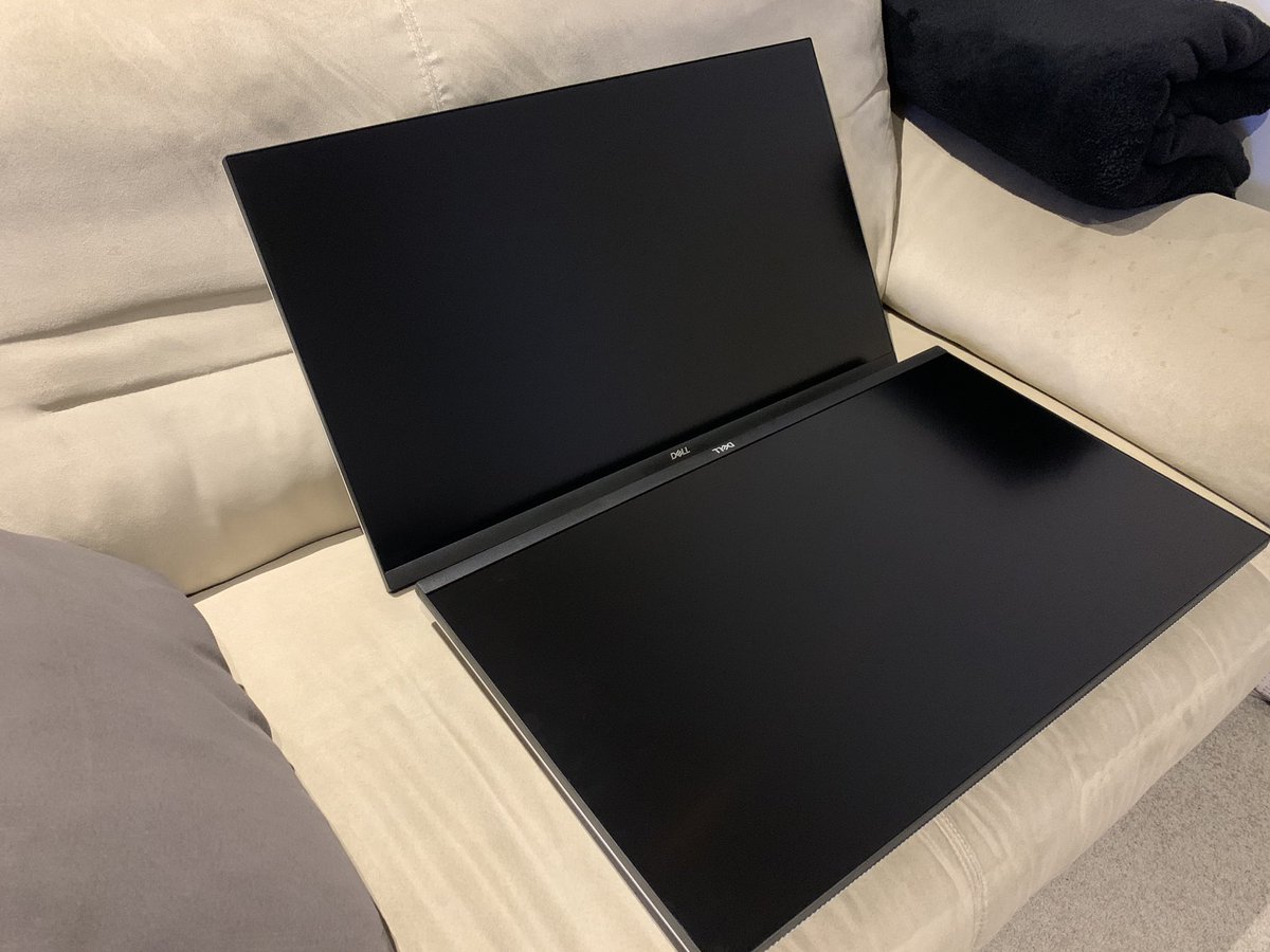 SqueezeMySquid's tweet photo. @lordfaex safely removed and on my couch 🛋 i meant there is just one left on my desk now 😭🤷‍♂️ https://t.co/lLYyQ1KlLK