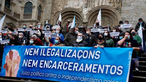 Remata o processo da #OperaciónJaro. A Fiscalia do 'Tribunal Supremo' renuncia afinal a formalizar o recurso anunciado a meados de fevereiro contra a sentença absolutória e esta fai-se definitiva. Finaliza assim o processo repressivo prolongado artificial/ durante mais de 5 anos.