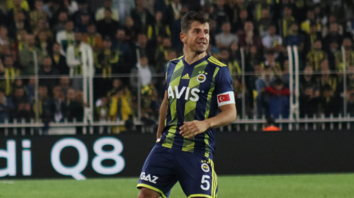bptmedya's tweet photo. Fatih Altaylı: "Türk futbolundaki en önemli 2 Fethullahçı'dan birisi Hakan Şükür, diğeri Emre Belözoğlu.'' https://t.co/pfQi2PUqsN