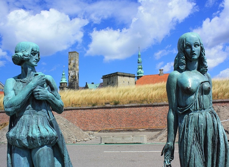 fotoeins's tweet photo. @SonjaSwissLife @hendrikmorkel A4 #TTOT

Denmark 🇩🇰

Helsingør: Kronborg Slot.
Kronborg Castle, known also as the #Hamlet Castle.

( https://t.co/RZFjVqFMgm )

#archive #Helsingor #Helsingør #KronborgSlot #Denmark #HamletCastle https://t.co/QTStzuYSrs