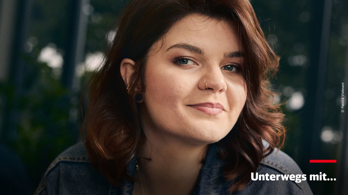 Auf der Fahrt nach Hannover unterhalten sich <a href="/bisomratte/">Michel Abdollahi</a>  und @SophiePassmann im #DBMobil Podcast "Unterwegs mit…" über Clubhouse, Shitstorms und Flitterwochen.
Reinhören könnt Ihr hier: dbmobil.de/podcasts?pk_so…