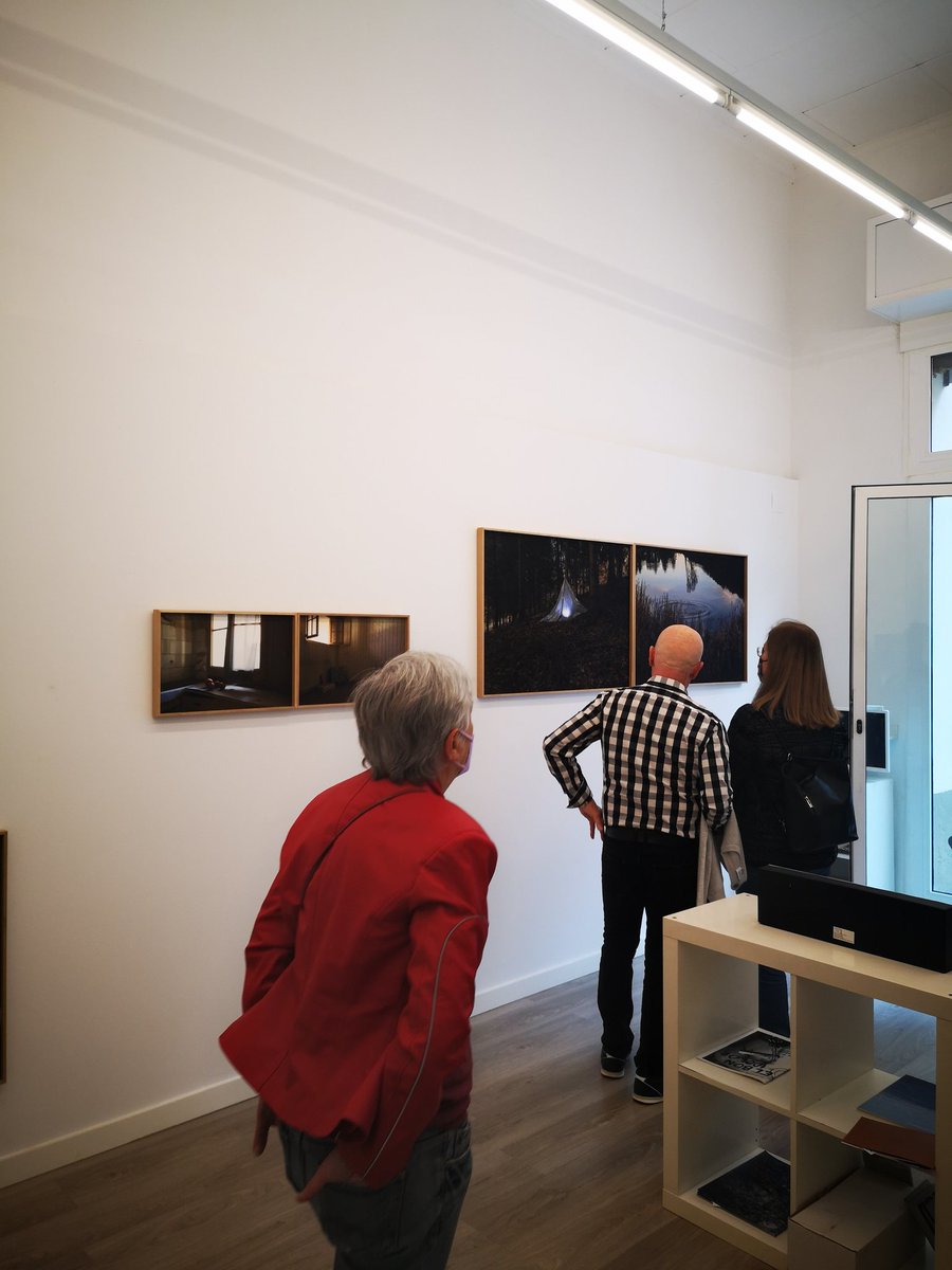 A les 11.30h, en Jordi Comas <a href="/jordicomasblog/">jordi comas</a> parlarà de la seva exposició "Un temps passat" a Onda Cero. Sintonitza-la per sentir-lo!  #projekteria #artgallerybarcelona