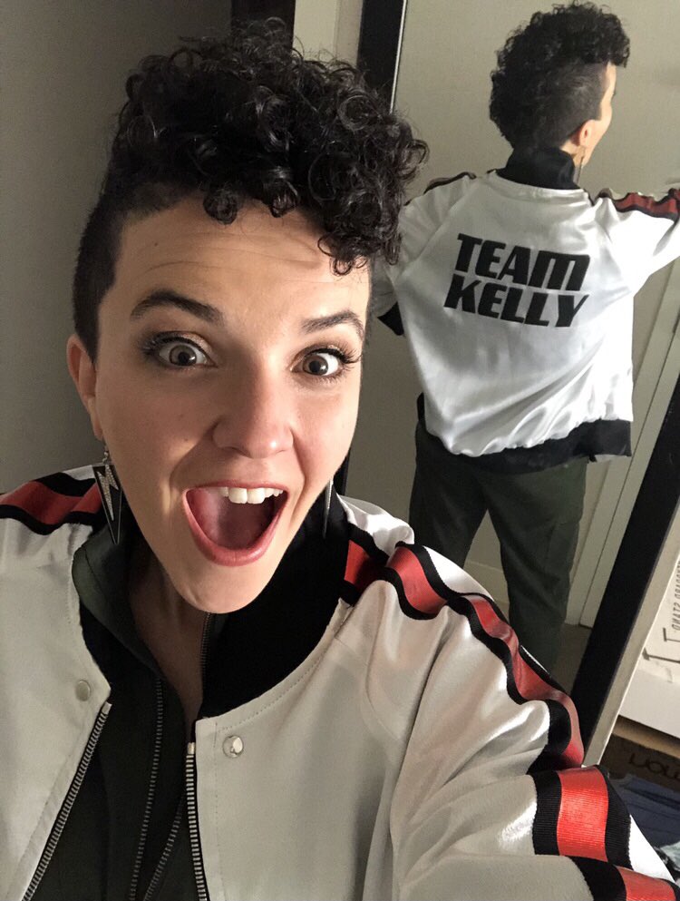 How stoked am I to be on #TeamKelly?! This stoked. <a href="/kellyclarkson/">Kelly Clarkson</a>